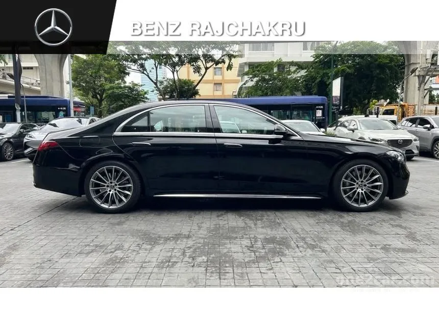 2022 Mercedes-Benz S580 e AMG Premium Sedan