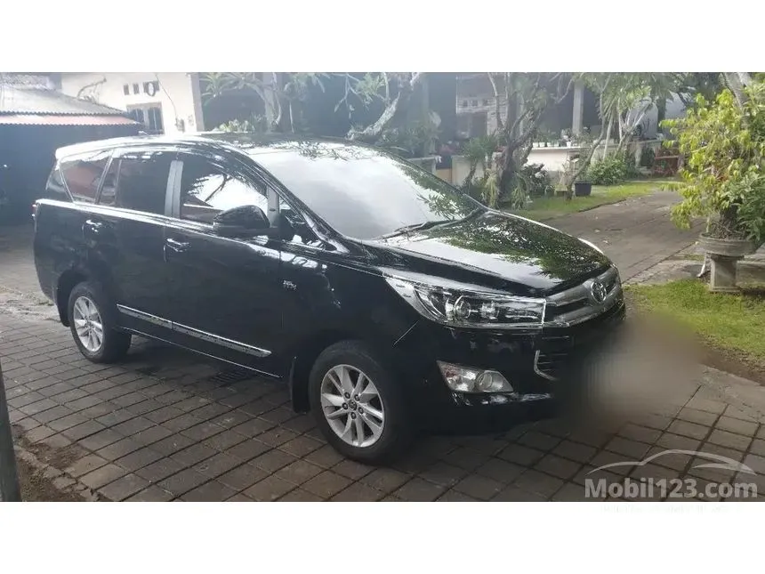 Jual Mobil Toyota Kijang Innova 2018 V 2.0 di Bali Automatic MPV Hitam Rp 325.000.000
