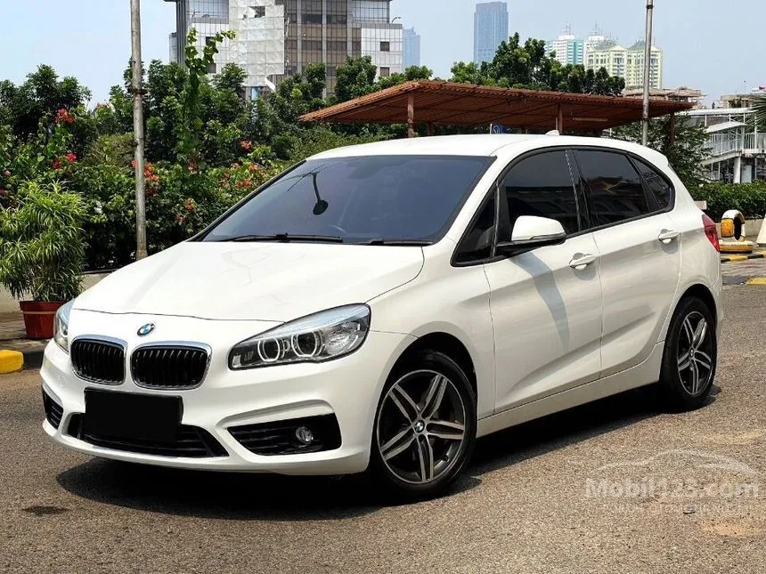 Jual Mobil BMW 218i 2015 Luxury 1.5 di DKI Jakarta Automatic SUV Putih Rp 269.000.000