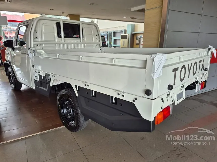 2025 Toyota Hilux Rangga Standard Flat Deck 3 Way Pickup
