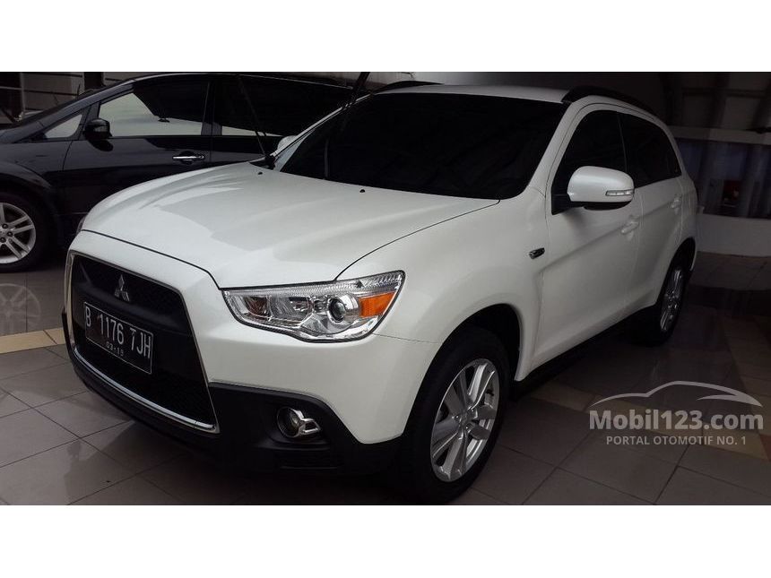 Jual Mobil Mitsubishi Outlander Sport 2013 GLX 2.0 di DKI 