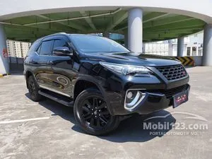 2019 Toyota Fortuner 2.7 SRZ TRD 4X2 SUV