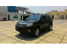 Toyota Grand Fortuner 2.5 VNT Diesel AT FL - Hitam - 2014