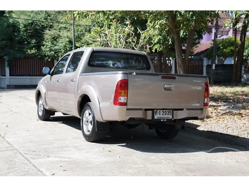 2004 Toyota Hilux Vigo G Pickup