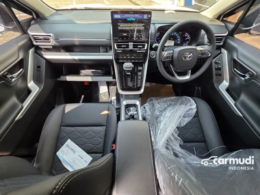 2025 Toyota Kijang Innova Zenix Q HV TSS ( Premium Color) MPV