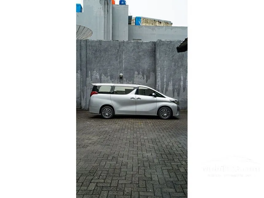 2015 Toyota Alphard G Van Wagon