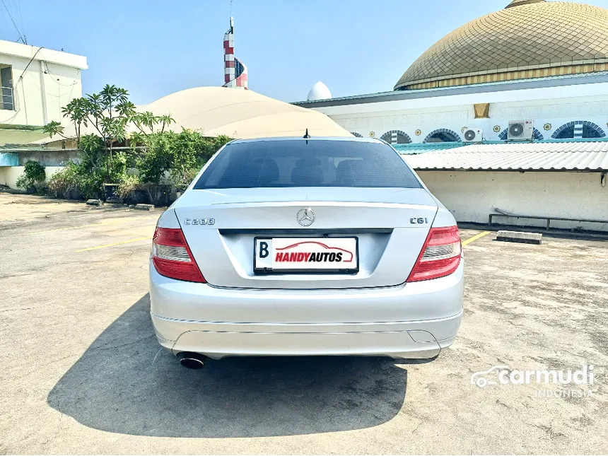 2011 Mercedes-Benz C200 CGI Sedan
