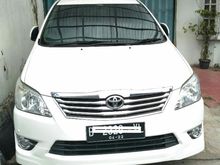 2012 Toyota Kijang Innova 2.0 V Luxury AT MPV