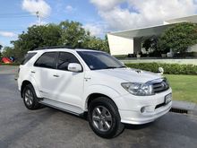 2010 Toyota Fortuner 3.0 (ปี 08-11) V Aperto SUV AT