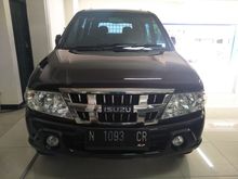 Isuzu Panther Grand Touring 2.5 Manual 2010 Super Mulus