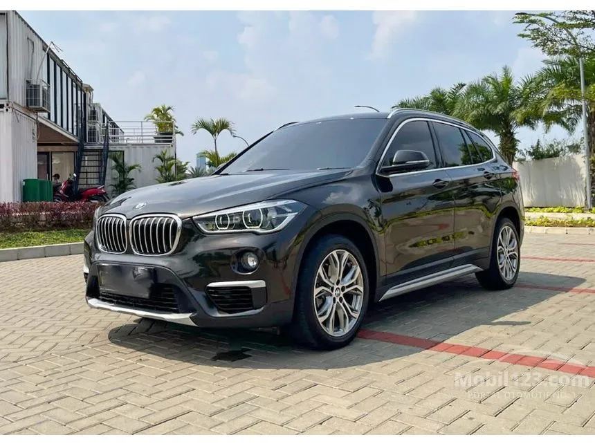 Jual Mobil BMW X1 2019 sDrive18i xLine 1.5 di Banten Automatic SUV Hitam Rp 495.000.000