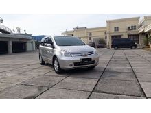 Nissan Grand Livina 1.5 XV Ultimate AT Silver 2011 DP Murah 12JT