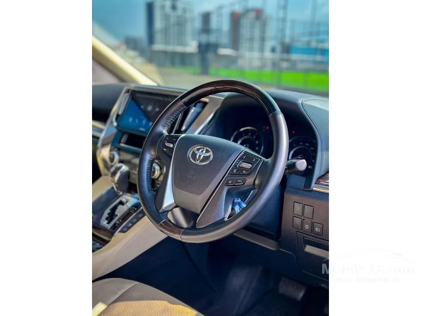 2022 Toyota Alphard G MPV