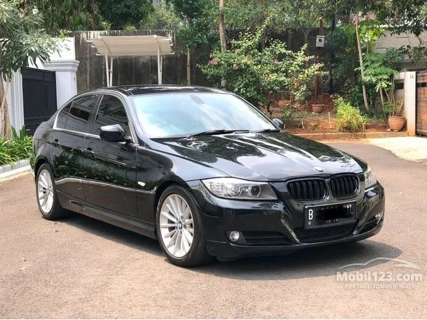 BMW 3 Series 320i Bekas di Indonesia Harga Murah, Kredit Mudah! | Mobil123