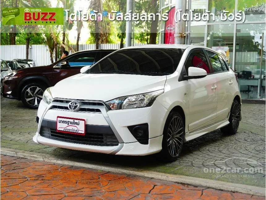 2015 Toyota YARIS E Hatchback