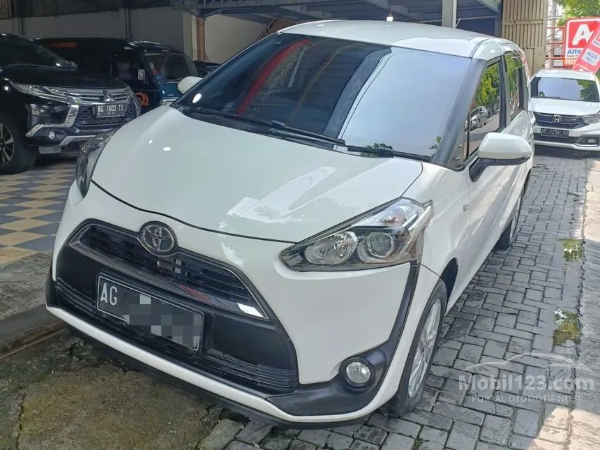 Jual Mobil Toyota Sienta 2017 G 1.5 di Jawa Timur Manual MPV Putih Rp 163.000.000