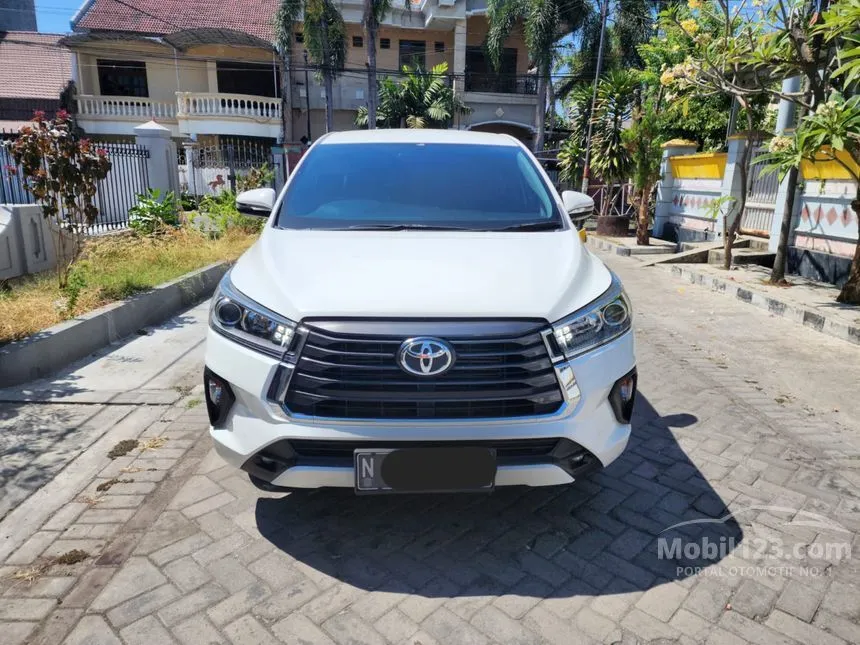Jual Mobil Toyota Kijang Innova 2021 V 2.4 di Jawa Timur Automatic MPV Putih Rp 415.000.000