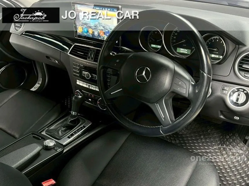 2012 Mercedes-Benz C200 CGI Elegance BlueEFFICIENCY Sedan