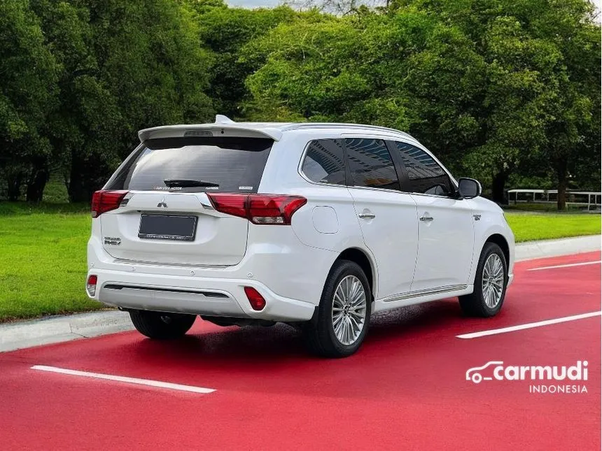 2019 Mitsubishi Outlander PHEV Wagon