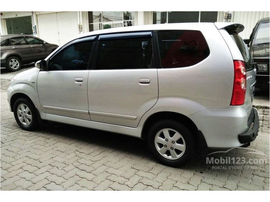 2009 Toyota Avanza G MPV