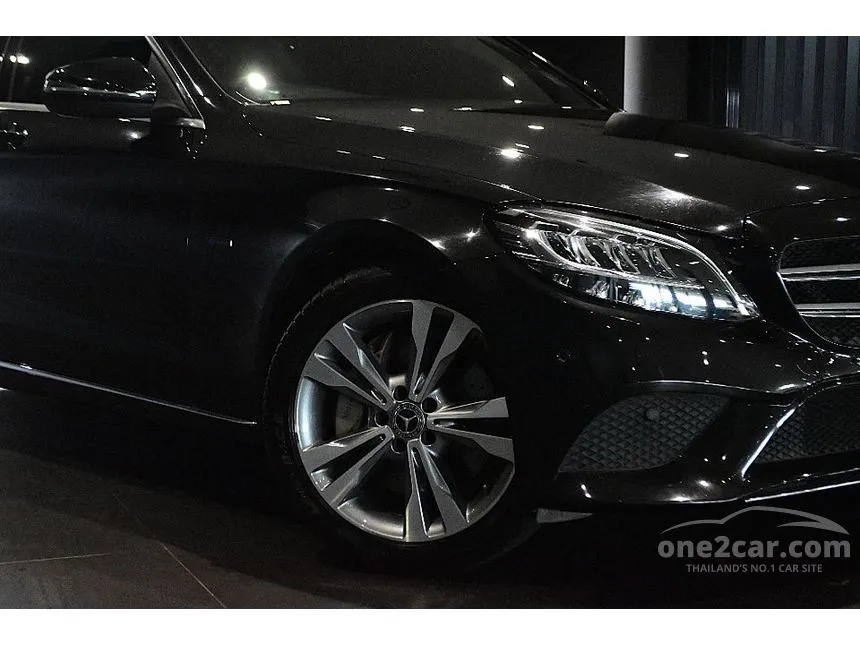 2021 Mercedes-Benz C300 e Avantgarde Sedan