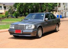1990 Mercedes-Benz 230E 2.3 W124 (ปี 85-96) Classic Sedan AT