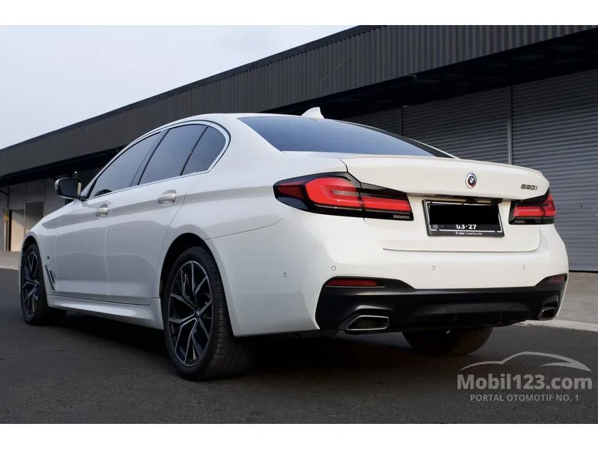 Jual Mobil BMW 520i 2022 M Sport 2.0 di DKI Jakarta Automatic Sedan ...