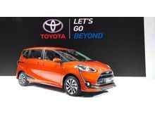 Toyota Sienta 1.5 Q harga termurah