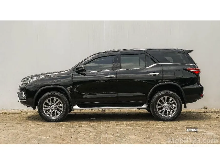 2022 Toyota Fortuner VRZ 4X2 SUV