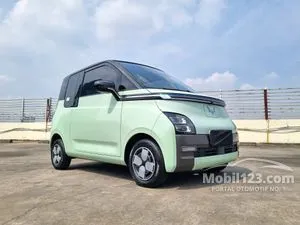 2023 Wuling Air EV Long Range + Charging Pile Hatchback