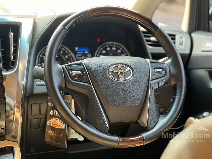 2023 Toyota Alphard G MPV