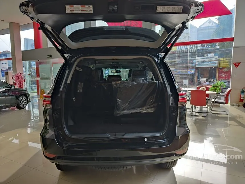 2023 Toyota Fortuner VRZ SUV
