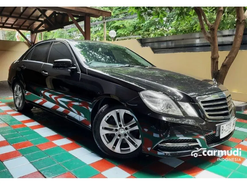 2011 Mercedes-Benz E300 Avantgarde AMG Sedan