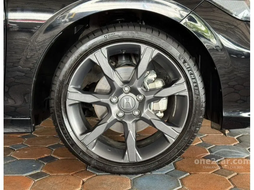2025 Honda CIVIC e:HEV RS Sedan