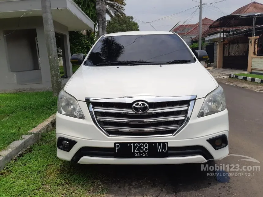 Jual Mobil Toyota Kijang Innova 2014 G 2.5 di Jawa Timur Automatic MPV Putih Rp 250.000.000