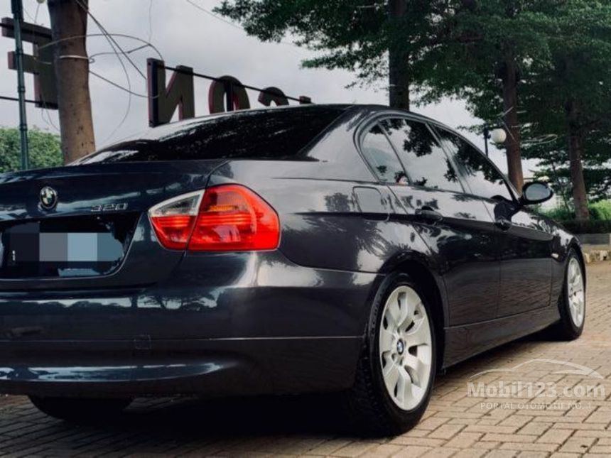 Jual Mobil  BMW  320i 2005 E90  2 0 di DKI Jakarta Automatic 