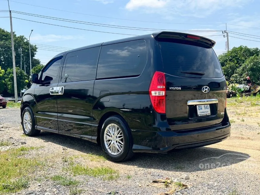 2016 Hyundai H-1 Deluxe Van