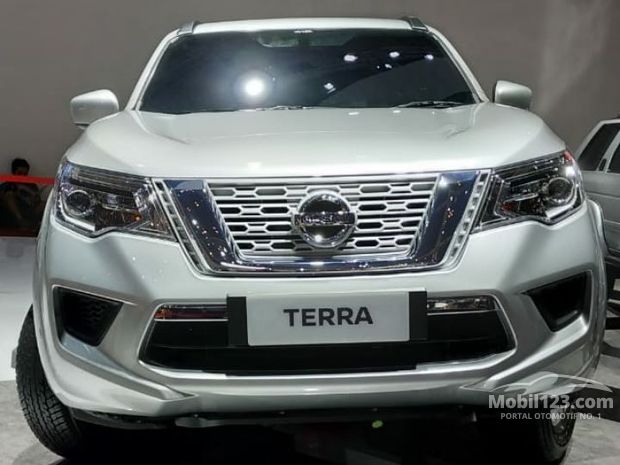 Nissan Terra Mobil Bekas Baru dijual di Indonesia - Dari 