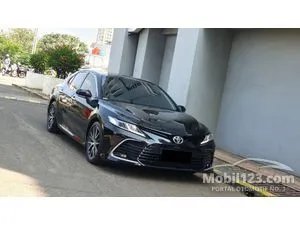 2023 Toyota Camry 2.5 V Sedan
