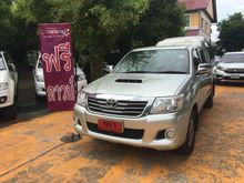 2013 Toyota Hilux Vigo 2.5 CHAMP DOUBLE CAB (ปี 11-15) E Pickup MT
