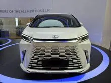 2025 Lexus LM 350h 2.5 7 Seater MPV