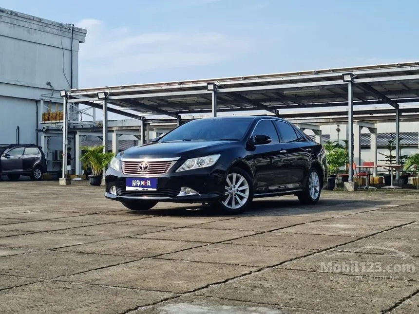 2013 Toyota Camry V Sedan