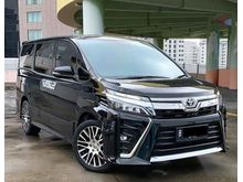2018 Toyota Voxy 2.0 R80 Wagon Tangan Pertama Km 35rb Rawatan Toyota Resmi Dari Baru Masih Garansi TAM Body Interior Luar Dalam Orisinil Khusus Kredit
