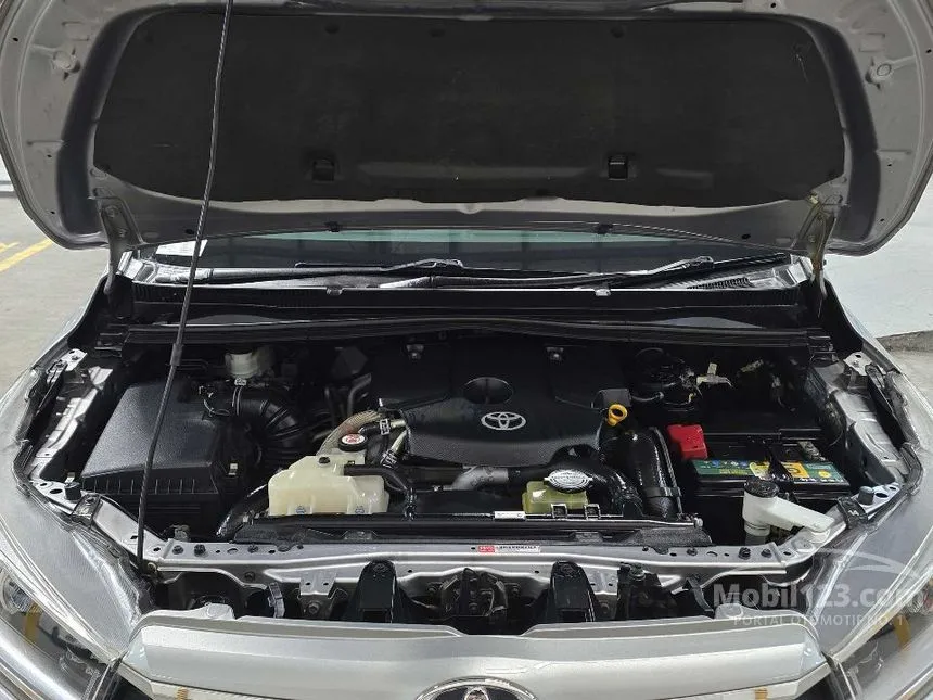 2019 Toyota Kijang Innova V MPV