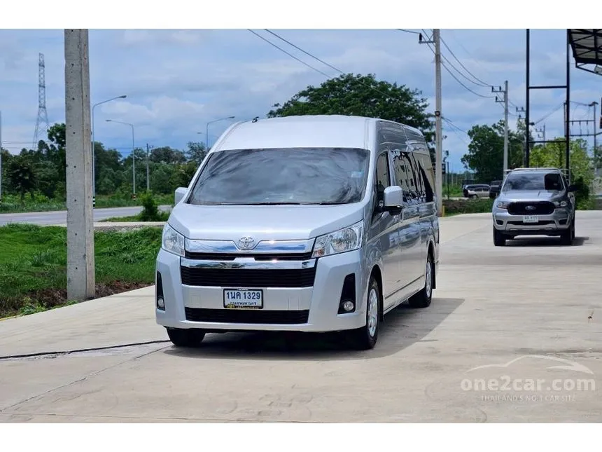 2021 Toyota Commuter Van