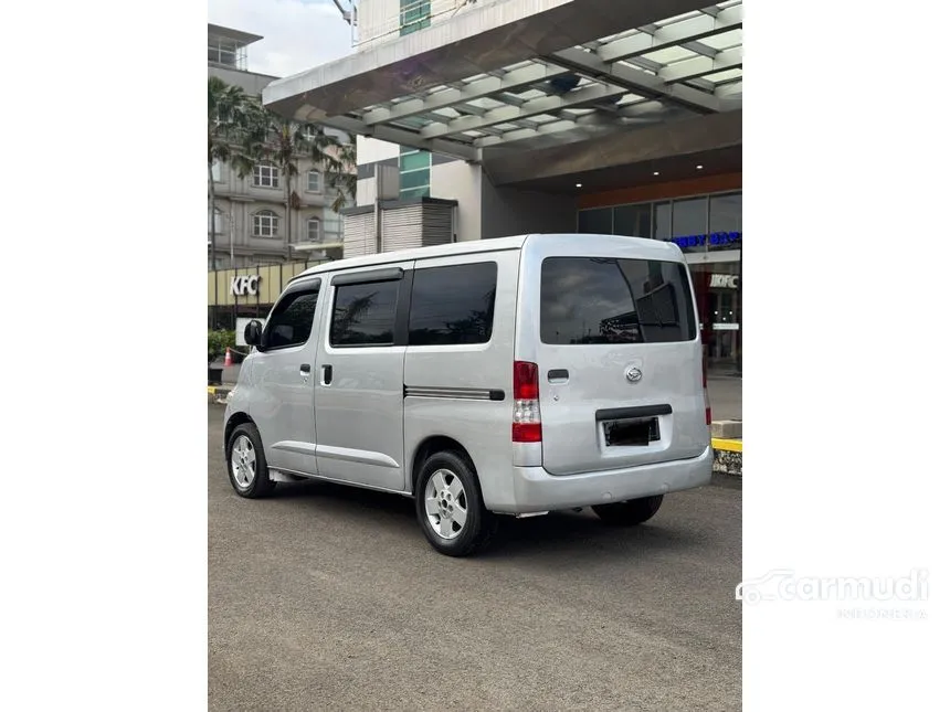 2014 Daihatsu Gran Max Mini Bus D PS Van