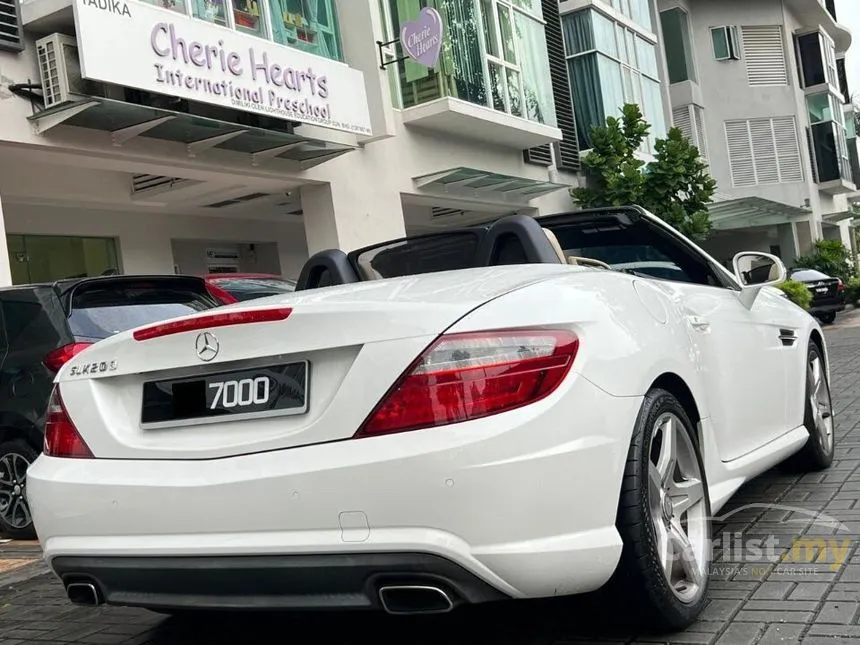 2013 Mercedes-Benz SLK200 AMG Sport Convertible