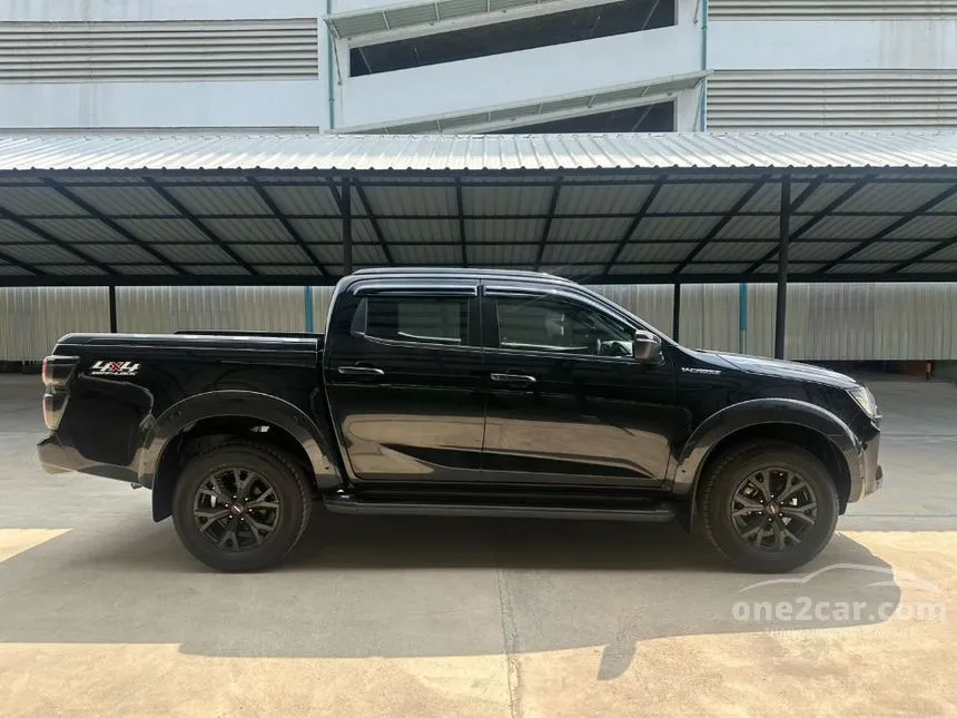 2023 Isuzu D-MAX Vcross M Cab-4 Pickup