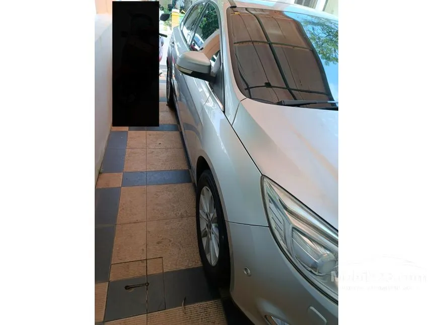 2012 Ford Focus Titanium Sedan