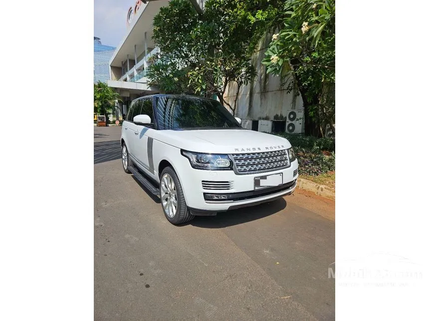 Jual Mobil Land Rover Range Rover 2013 Autobiography 5.0 di DKI Jakarta Automatic SUV Putih Rp 1.650.000.000